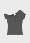 Pigrem Asymmetric Button T-Shirt