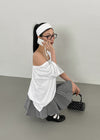 Tureming Loose Fit Asymmetrical Shoulder T-Shirt