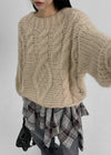 Lotuel loose fit cable knit wool 50%