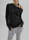 Cheedin Dot Strap One Shoulder Long Sleeve T-shirt